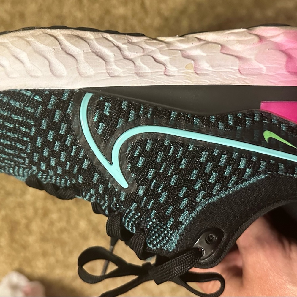 Nike react size 10 women’s